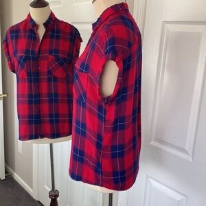 Rails Britt Ruby/Navy Short Sleeve Plaid XS